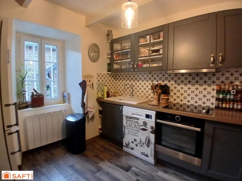 Maison - 149 m² - 8 pièces