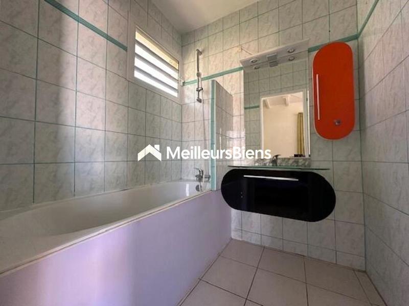 Villa - 90 m² - 4 pièces