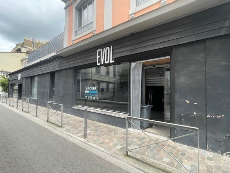 Local commercial - 272 m² - 5 pièces