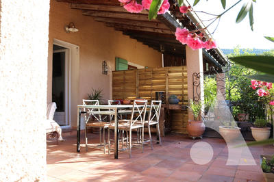 Maison - 290 m² - 10 pièces