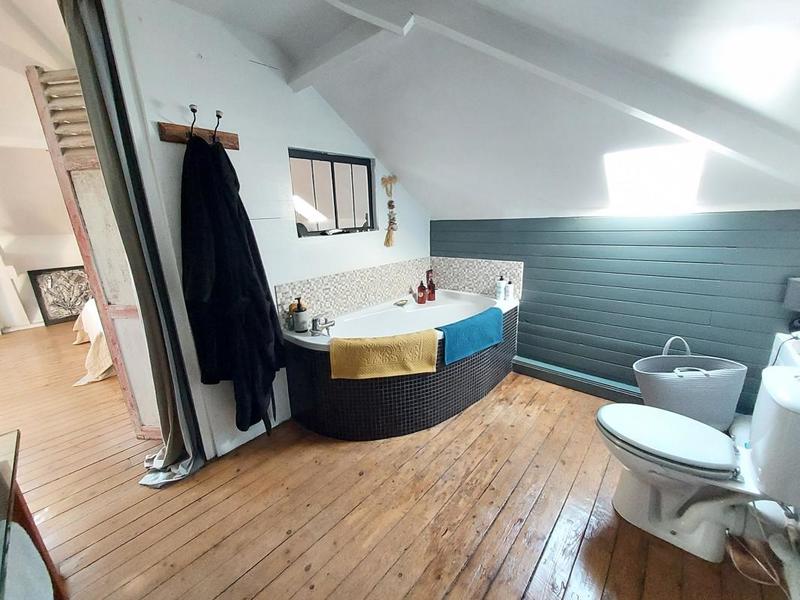 Maison - 200 m² - 5 pièces