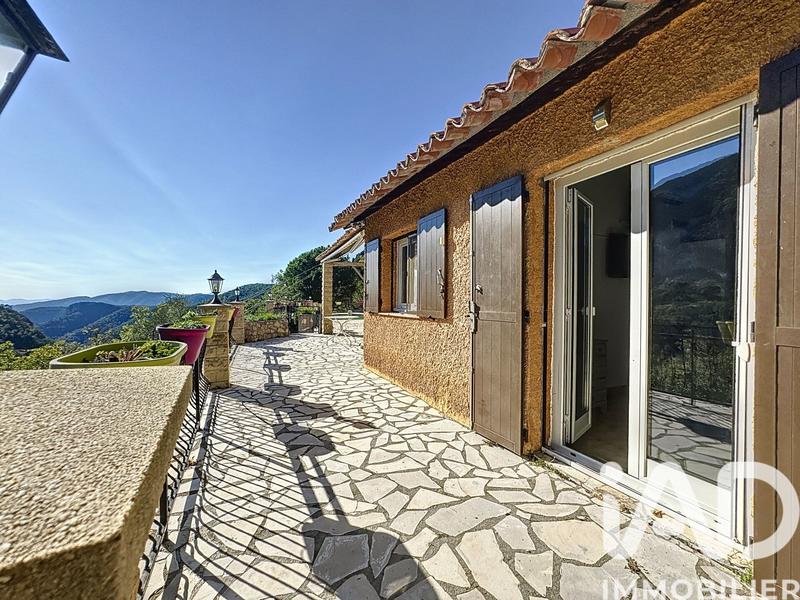 Maison - 96 m² - 4 pièces