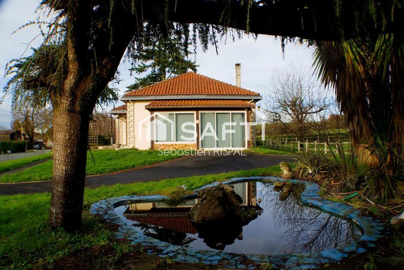 Maison - 214 m² - 7 pièces