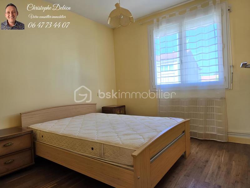 Maison traditionnelle - 85 m² - 5 pièces