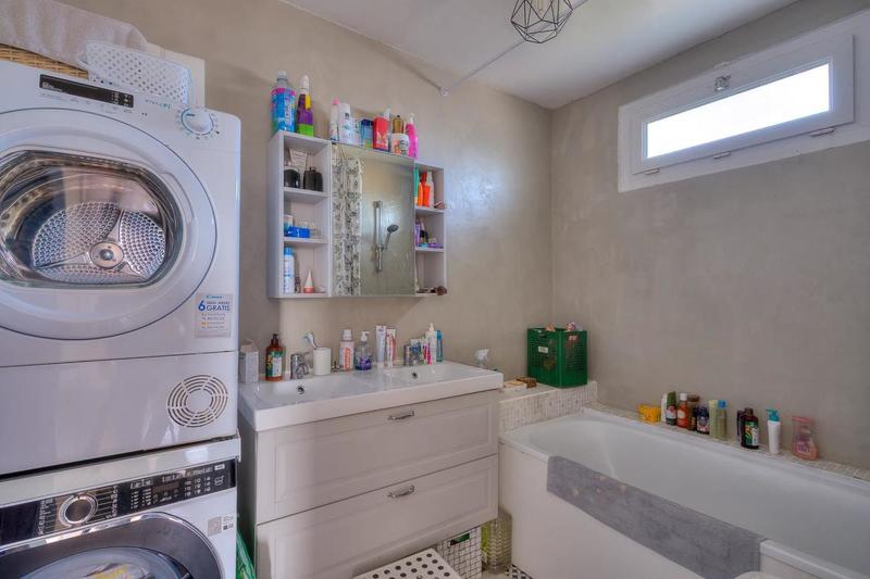 Appartement - 88 m² - 5 pièces