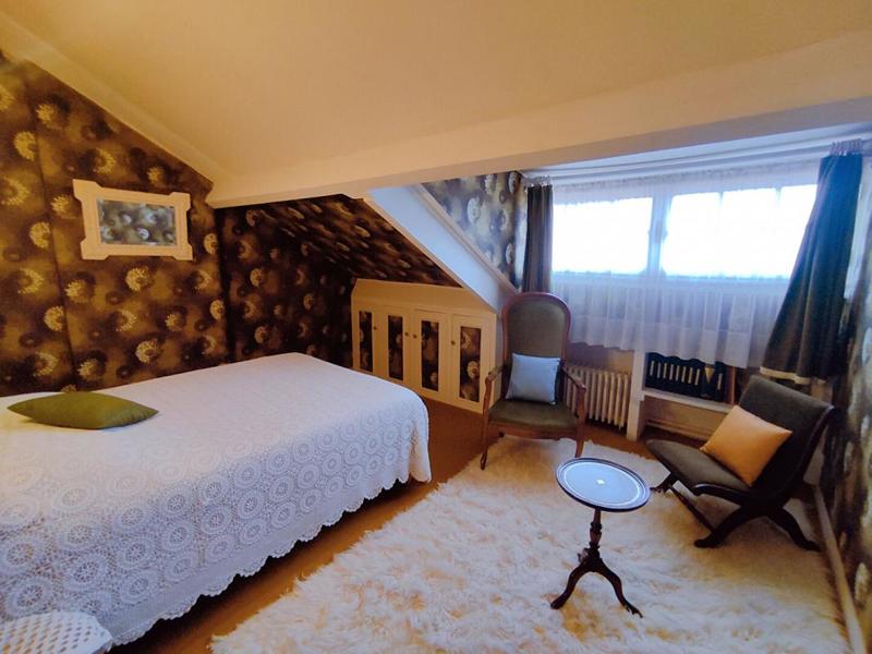 Maison - 142 m² - 7 pièces