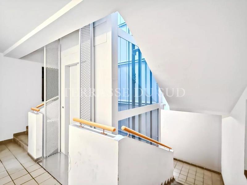Appartement - 144 m² - 5 pièces