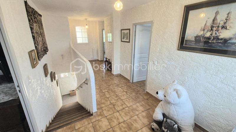 Villa - 165 m² - 7 pièces