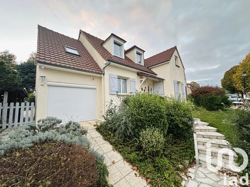 Maison - 135 m² - 8 pièces