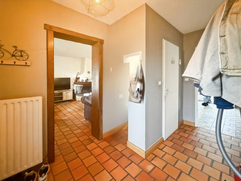 Maison - 90 m² - 5 pièces