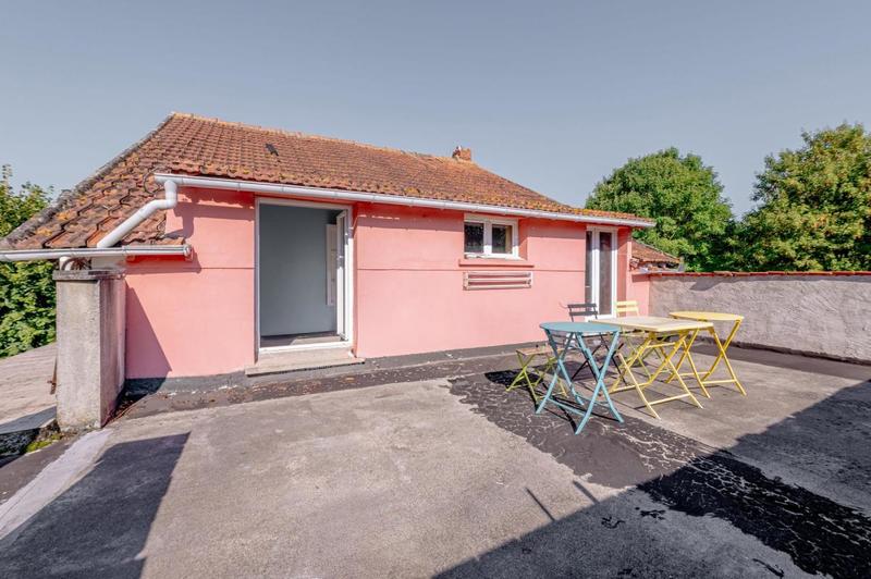 Propriété - 800 m² - 10 pièces