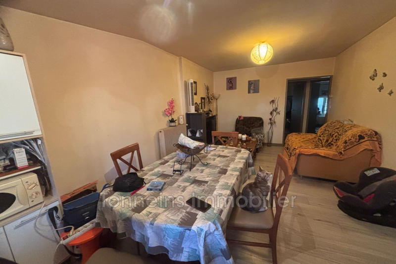 Appartement - 137 m² - 8 pièces