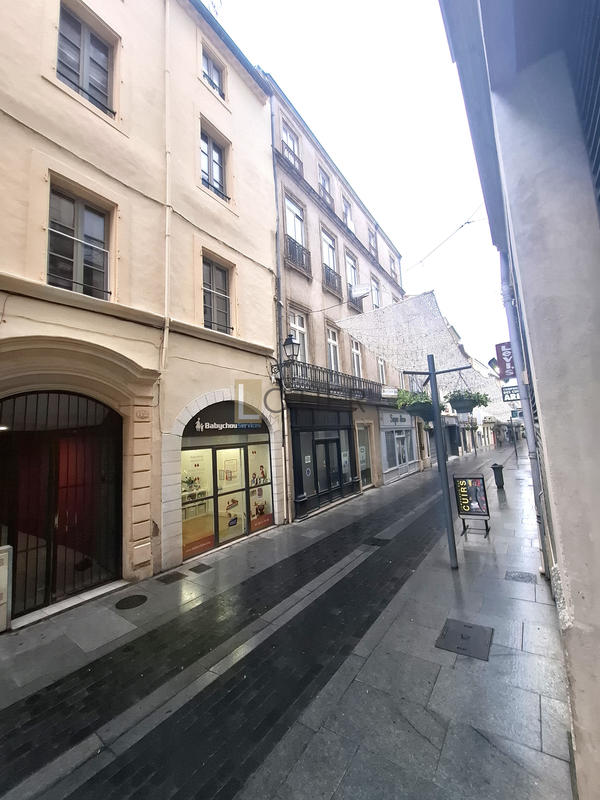 Appartement - 100 m² - 4 pièces