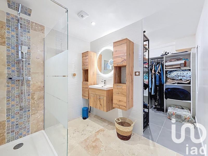 Maison - 168 m² - 8 pièces