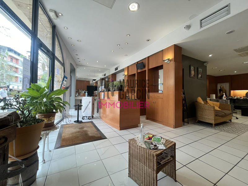 Fonds de commerce - 120 m²