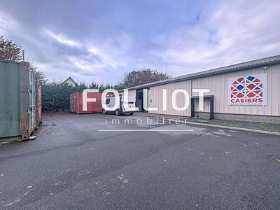 Local d'activité / Entrepôt - 270 m²