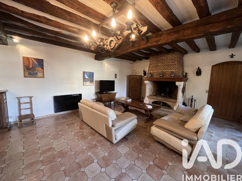 Maison - 255 m² - 8 pièces