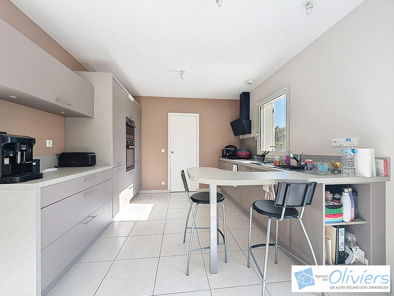 Maison - 140 m² - 6 pièces