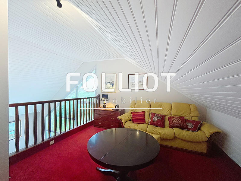 Maison - 183 m² - 6 pièces