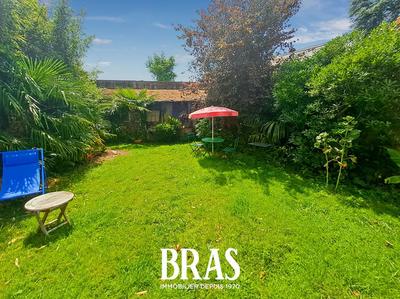 Maison - 200 m² - 6 pièces