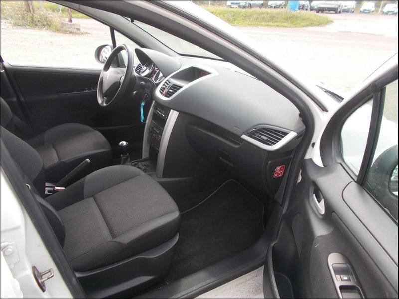 Peugeot 207 1.4 Hdi 68 Cv Urban