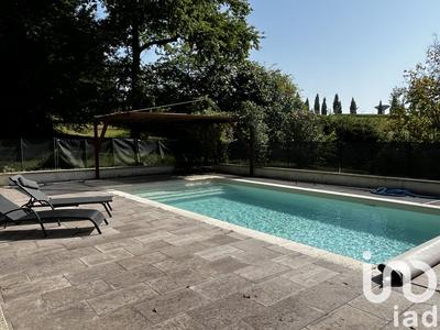 Maison - 280 m² - 9 pièces