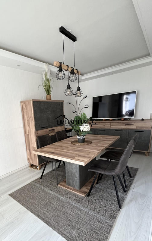 Appartement - 102 m² - 4 pièces