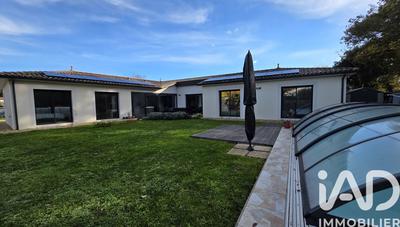 Maison - 177 m² - 6 pièces