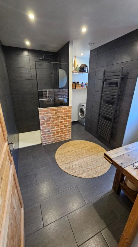 Maison - 250 m² - 7 pièces