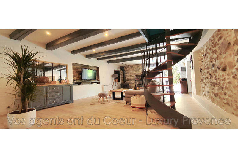 Maison - 120 m² - 6 pièces