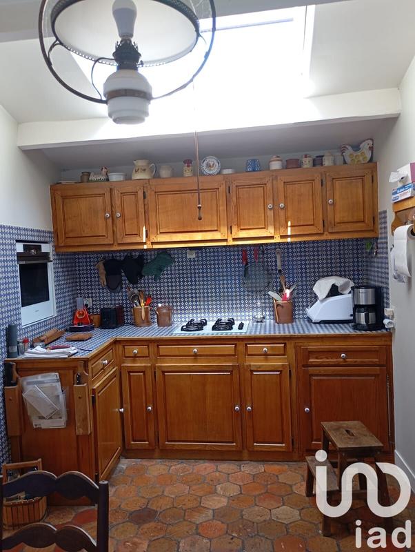 Maison - 304 m² - 12 pièces