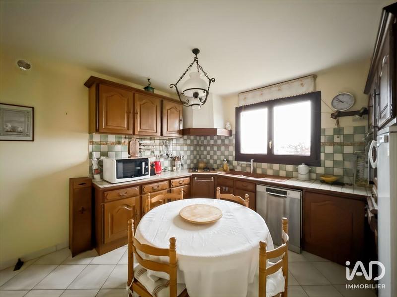 Maison - 174 m² - 8 pièces