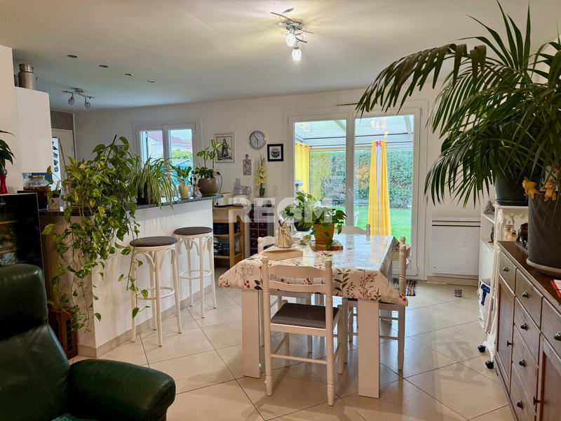 Maison - 86 m² - 5 pièces