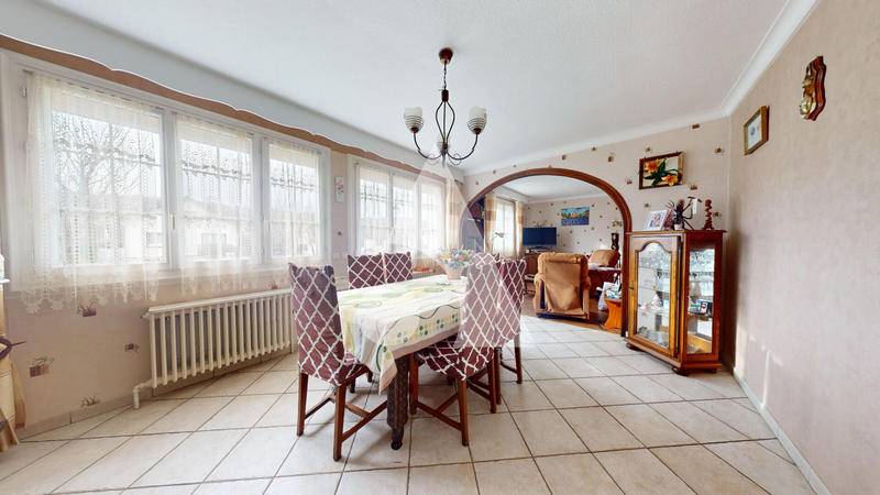 Maison - 83 m² - 3 pièces