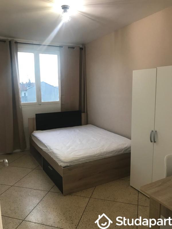 Chambre - 9 m² - 1 pièce