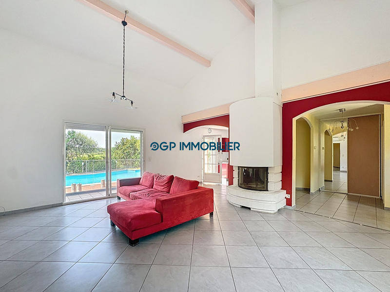 Maison - 161 m² - 5 pièces