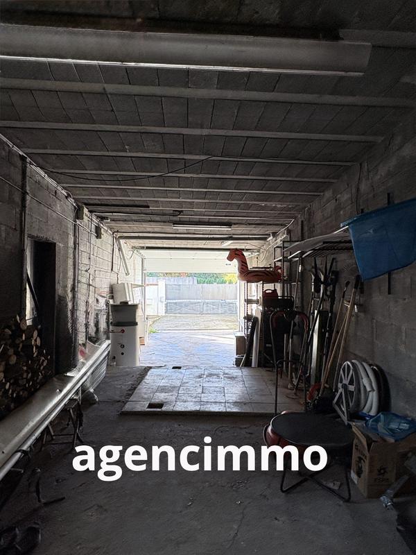 Maison - 122 m² - 8 pièces