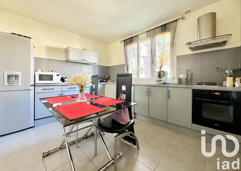 Maison - 90 m² - 3 pièces