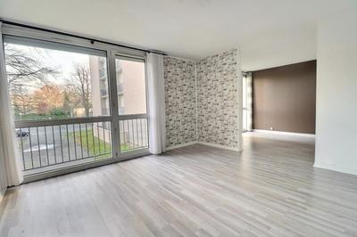 Appartement - 92 m² - 5 pièces