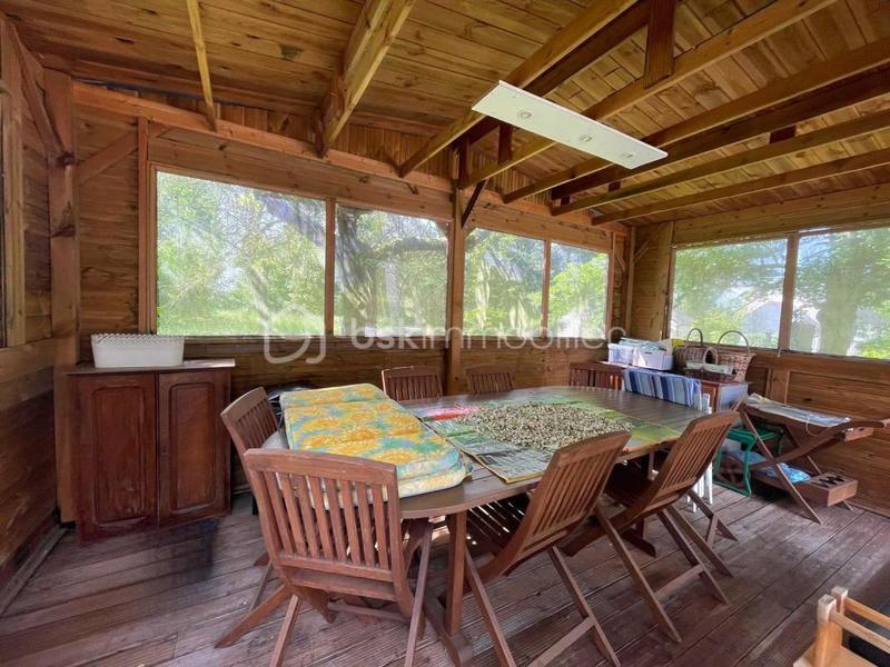 Maison traditionnelle - 164 m² - 7 pièces