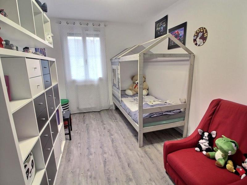 Maison - 87 m² - 4 pièces