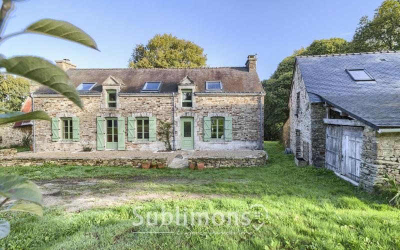 Maison - 199 m² - 7 pièces