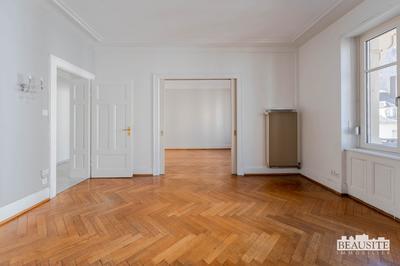 Appartement - 96 m² - 4 pièces