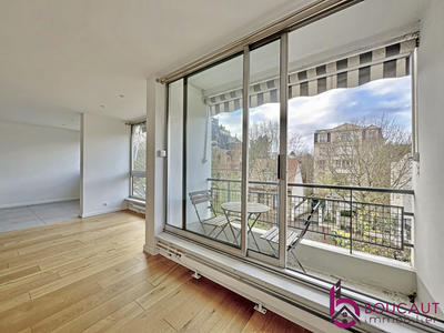 Appartement - 80 m² - 5 pièces