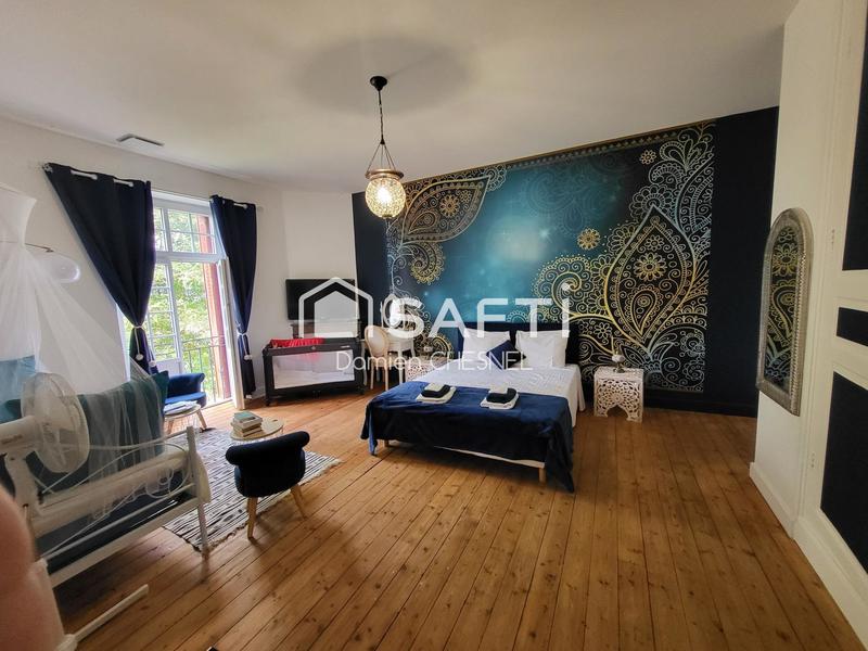 Propriété - 400 m² - 15 pièces