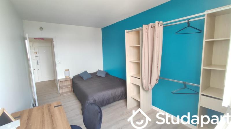 Chambre - 11 m² - 1 pièce