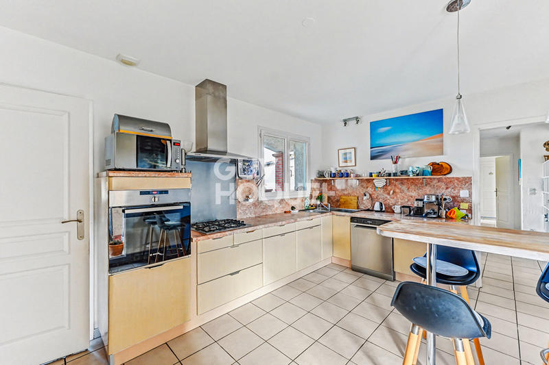 Maison - 161 m² - 6 pièces