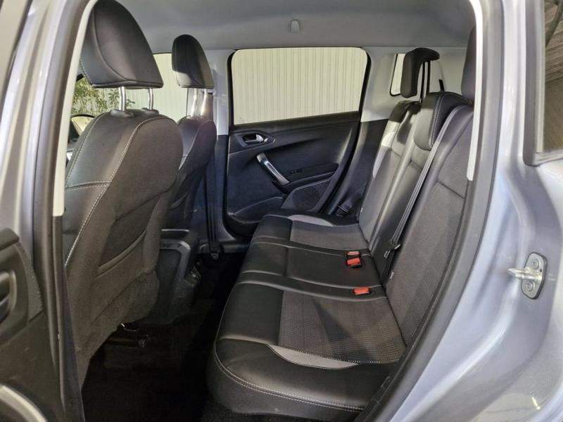 Peugeot 2008 Business bluehdi 120ch ss eat6 allure