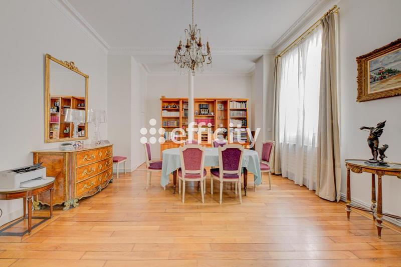 Appartement - 123 m² - 5 pièces