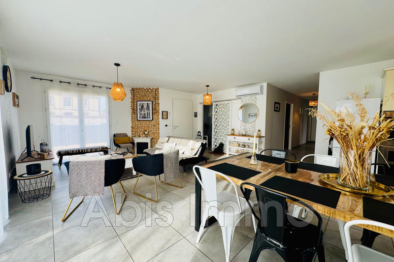 Maison - 86 m² - 5 pièces